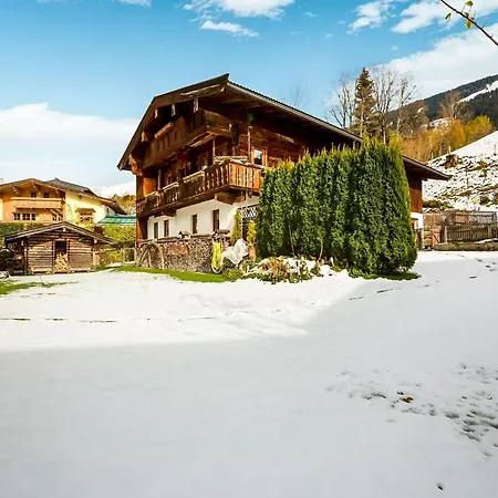 In Near Thurn Pass Skiing, Cleaning Included * Jochberg